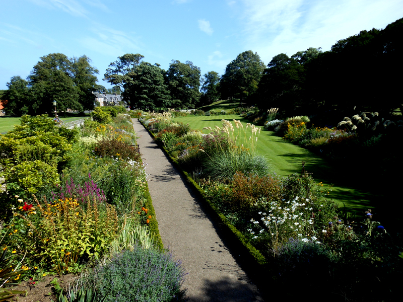 A journey around Scotland: from Aberlady to Dirleton Castle...