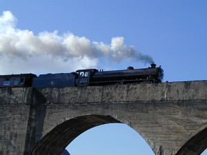 Fort William to Mallaig steam train viaduct © 2003 Scotiana