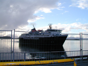 Oban-Mull ferry © 2003 Scotiana