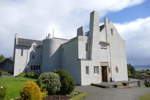 Hill House, designed by Charles Rennie Mackintosh - Helensburgh near Glasgow © 2015 Scotiana