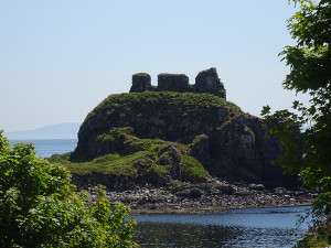 Islay Lord of the Isles fortress © 2015 Scotiana