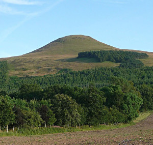 East Lomond Hill near Falkland in Fife Scotland Wikipedia